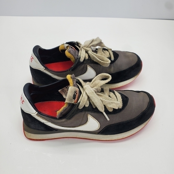 Nike Waffle Trainer 2 Youth Size 4.5 Shoes DC6477 005 - Picture 4 of 13